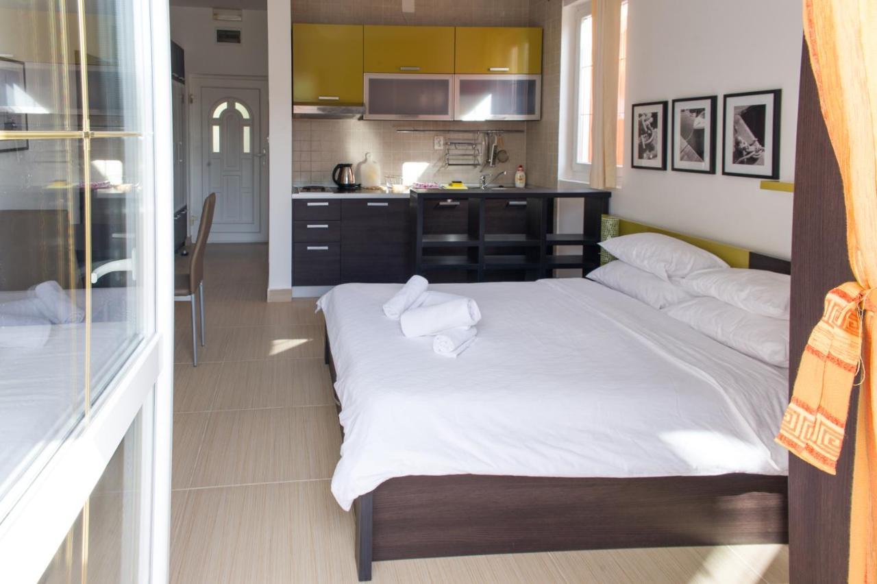 Alessandra Apartments 스베티스테판 외부 사진