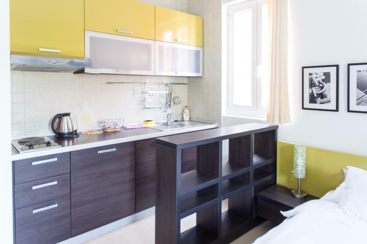 Alessandra Apartments 스베티스테판 외부 사진