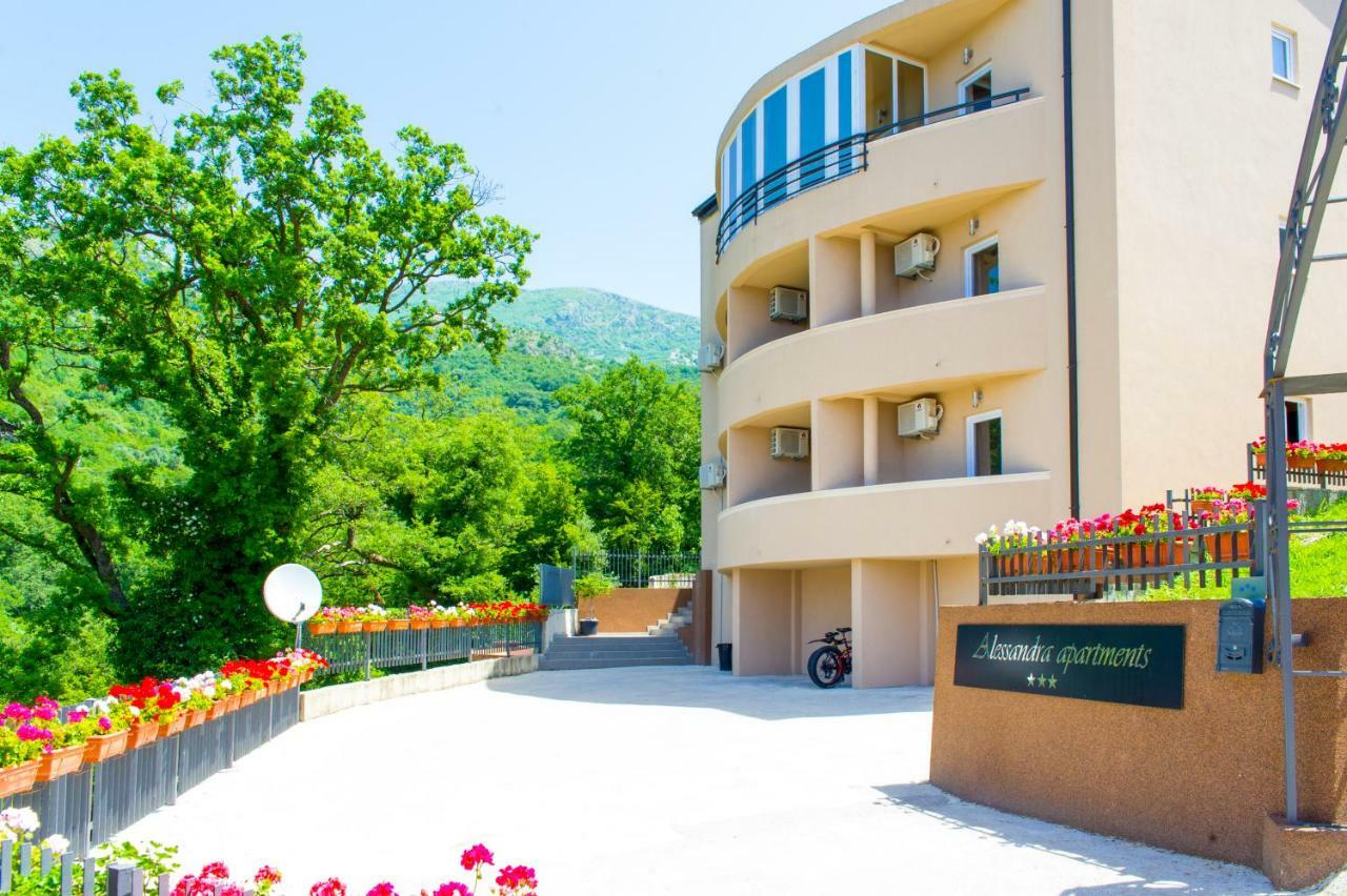 Alessandra Apartments 스베티스테판 외부 사진