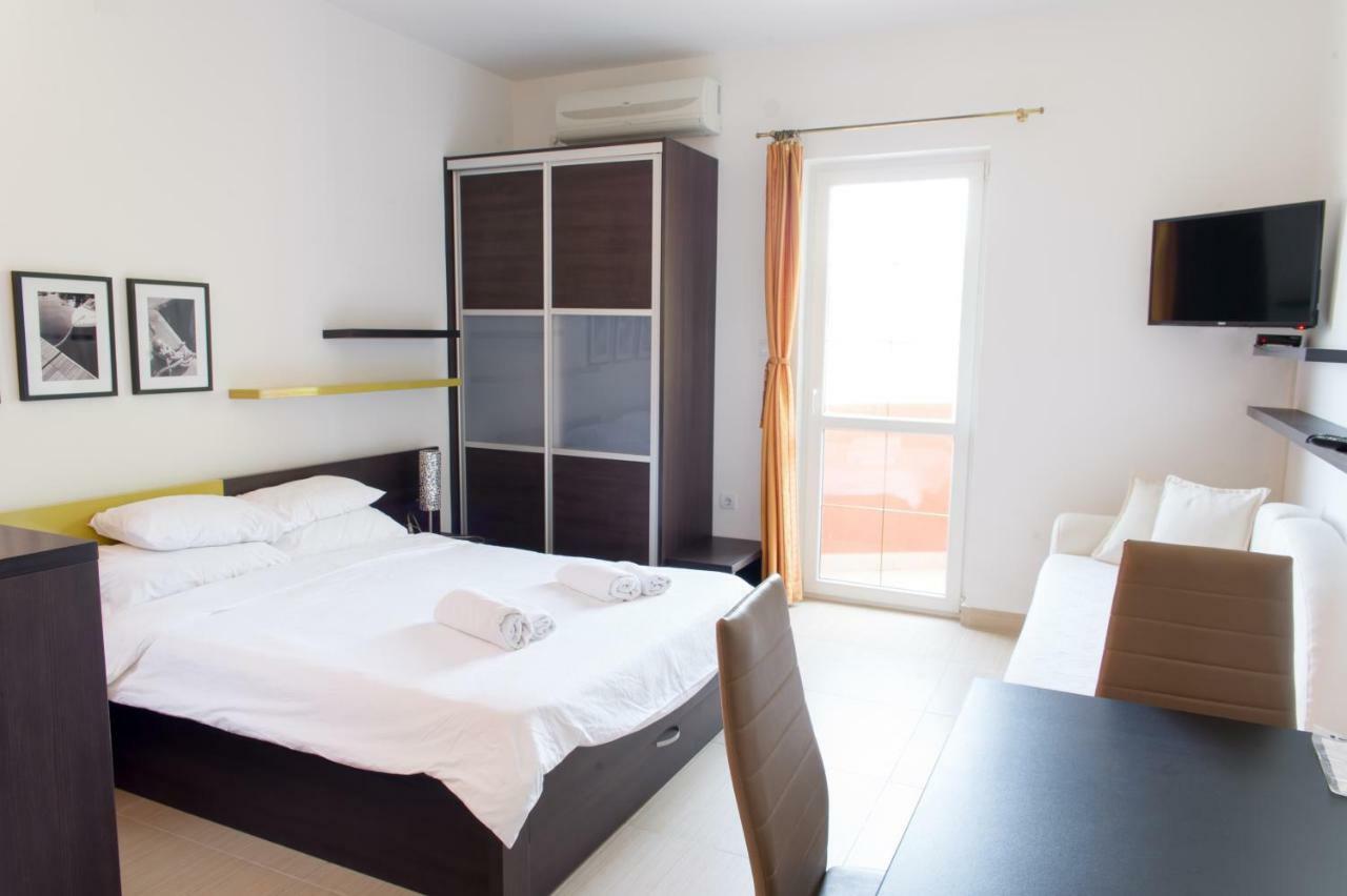 Alessandra Apartments 스베티스테판 외부 사진